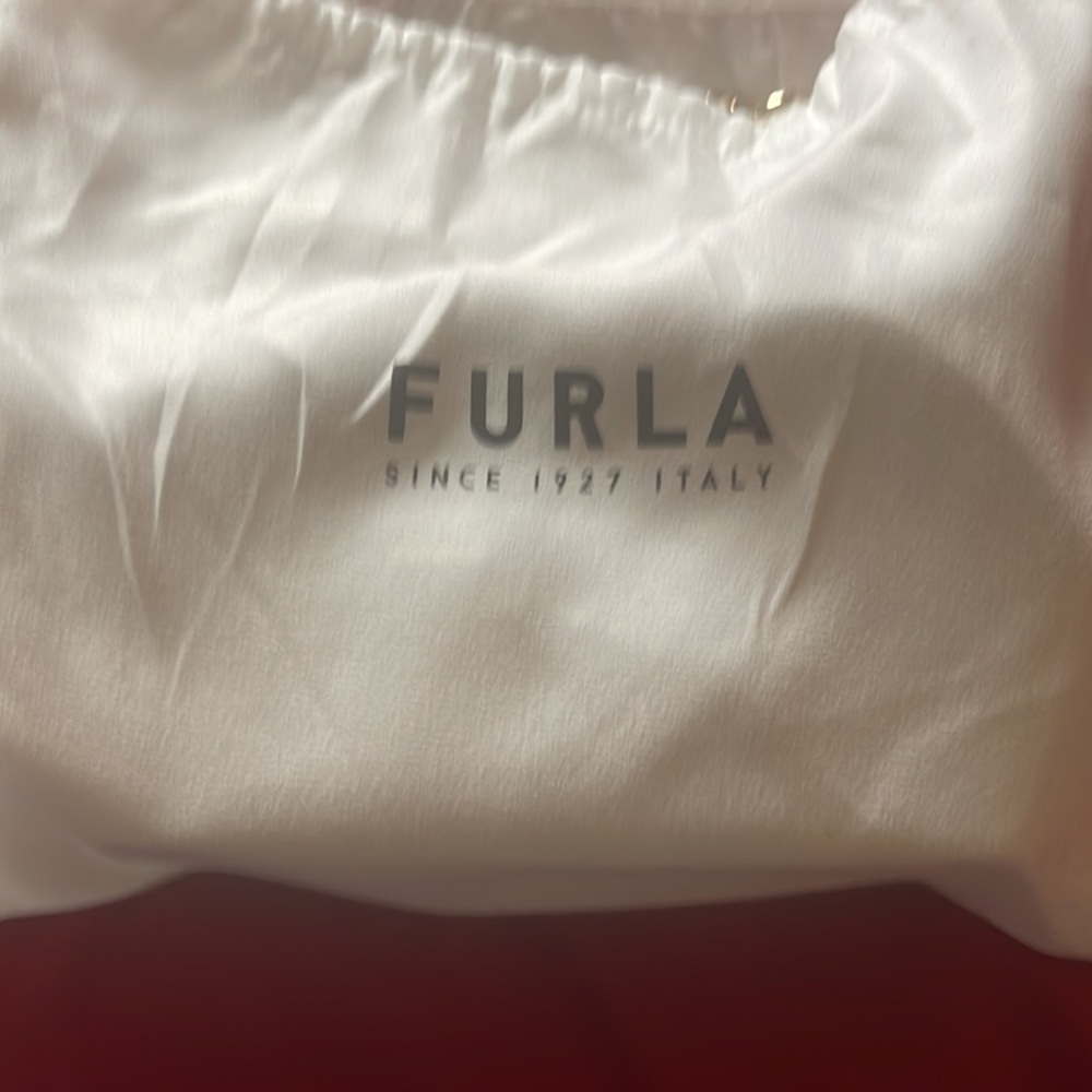 Beautiful, FURLA Bags. - Picture 5 of 5